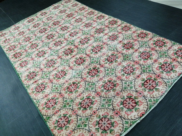 Green Turkish Runner Rug 5' 3" x 8' 6" Hand-Knotted | No. WR69632