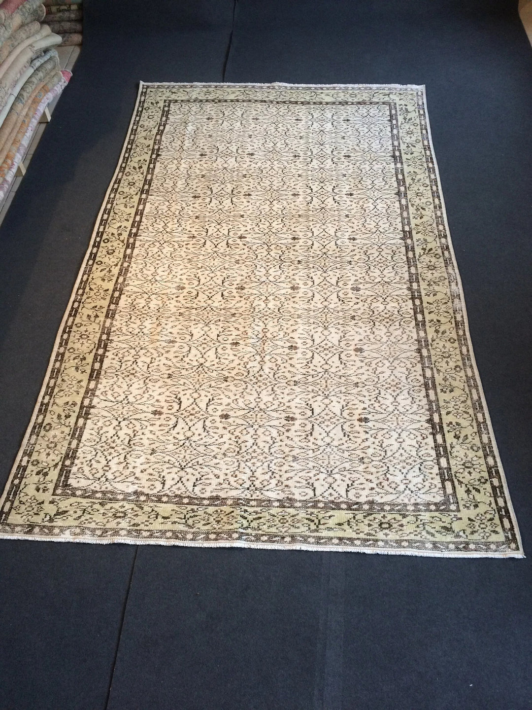 Green Turkish Runner Rug 6' x 9' 7" Hand-Knotted | No. WR70533