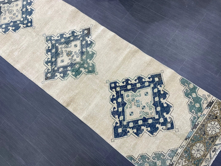 Turkish Runner Rug 2' 9" x 12' 10" Hand-Knotted | No. WR70587