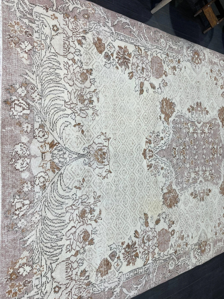 Beige Turkish Runner Rug 5' 10" x 9' 4" Hand-Knotted | No. WR72595