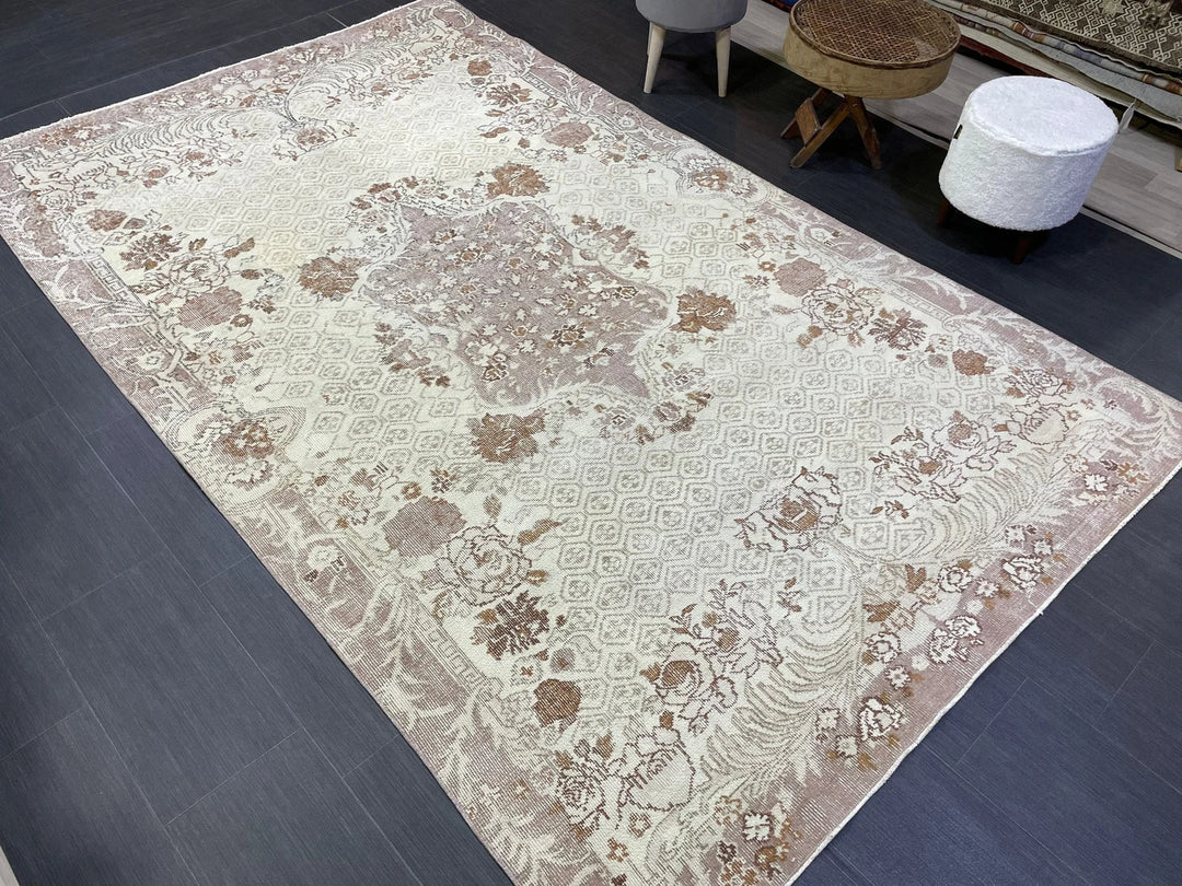 Beige Turkish Runner Rug 5' 10" x 9' 4" Hand-Knotted | No. WR72595