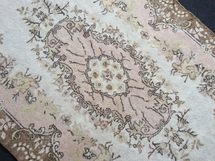 Beige Turkish Runner Rug 4' x 7' 6" Hand-Knotted | No. WR74128