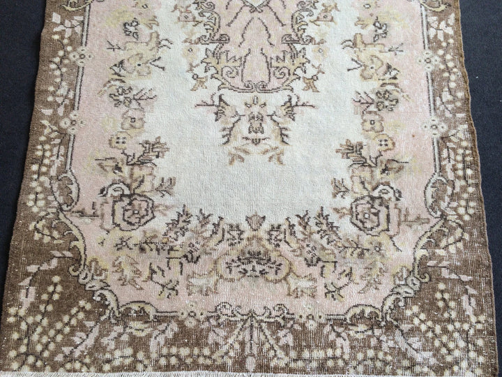 Beige Turkish Runner Rug 4' x 7' 6" Hand-Knotted | No. WR74128