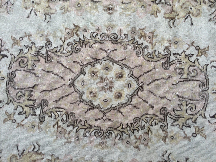 Beige Turkish Runner Rug 4' x 7' 6" Hand-Knotted | No. WR74128