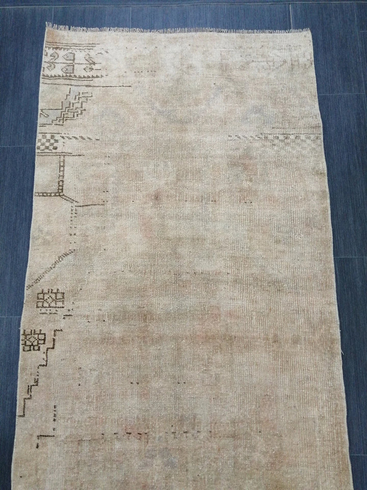 Beige Turkish Runner Rug 2' 9" x 9' 10" Hand-Knotted | No. WR75899