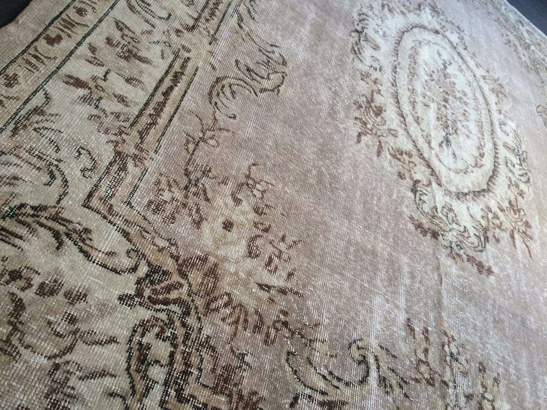 Beige Turkish Runner Rug 7' 5" x 10' Hand-Knotted | No. WR76175