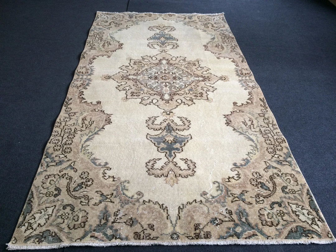 Tan Turkish Oushak Rug Hand-Knotted | No. WR77256