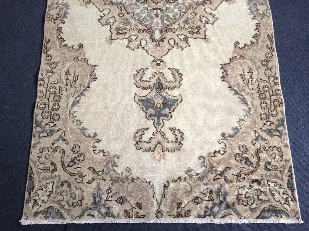 Tan Turkish Oushak Rug Hand-Knotted | No. WR77256
