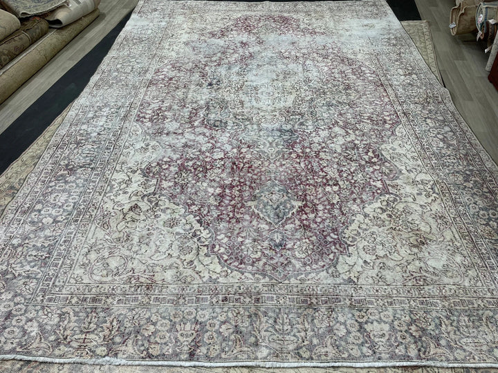 Beige Turkish Vintage Rug 8' 7" x 12' 2" Hand-Knotted | No. WR77527