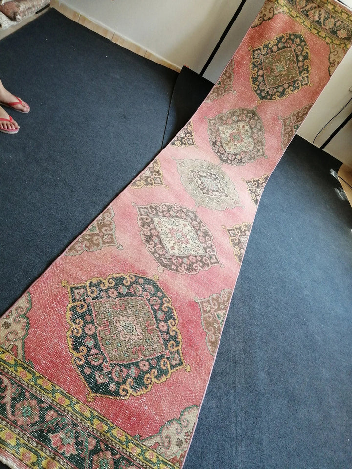 Turkish Runner Rug 2' 10" x 13' 6" Hand-Knotted | No. WR78074