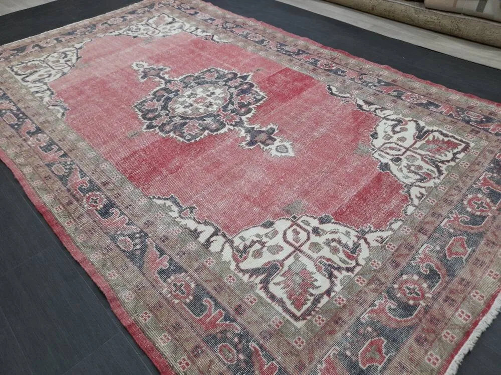 Red Turkish Oushak Rug 6' 8" x 10' 10" Hand-Knotted | No. WR79303