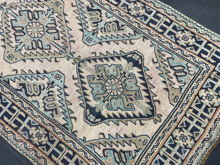 Beige Turkish Runner Rug 4' 8" x 11' 11" Hand-Knotted | No. WR79555