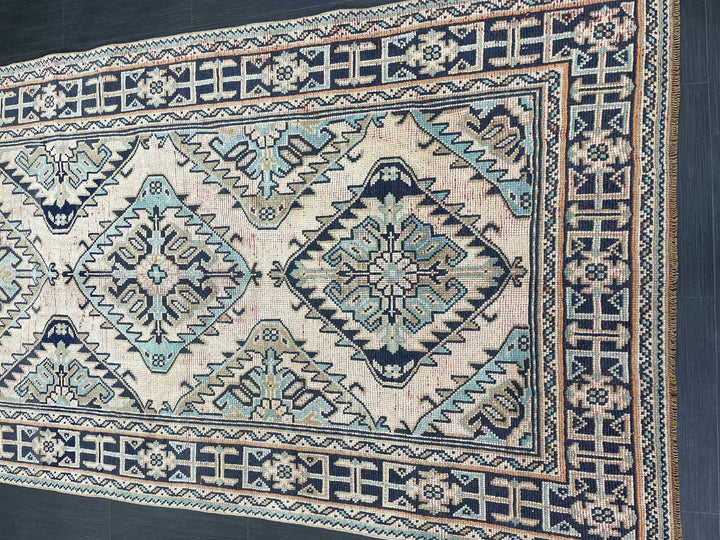 Beige Turkish Runner Rug 4' 8" x 11' 11" Hand-Knotted | No. WR79555