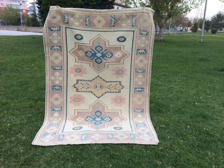 Beige Turkish Runner Rug 5' 2" x 7' 4" Hand-Knotted | No. WR80093