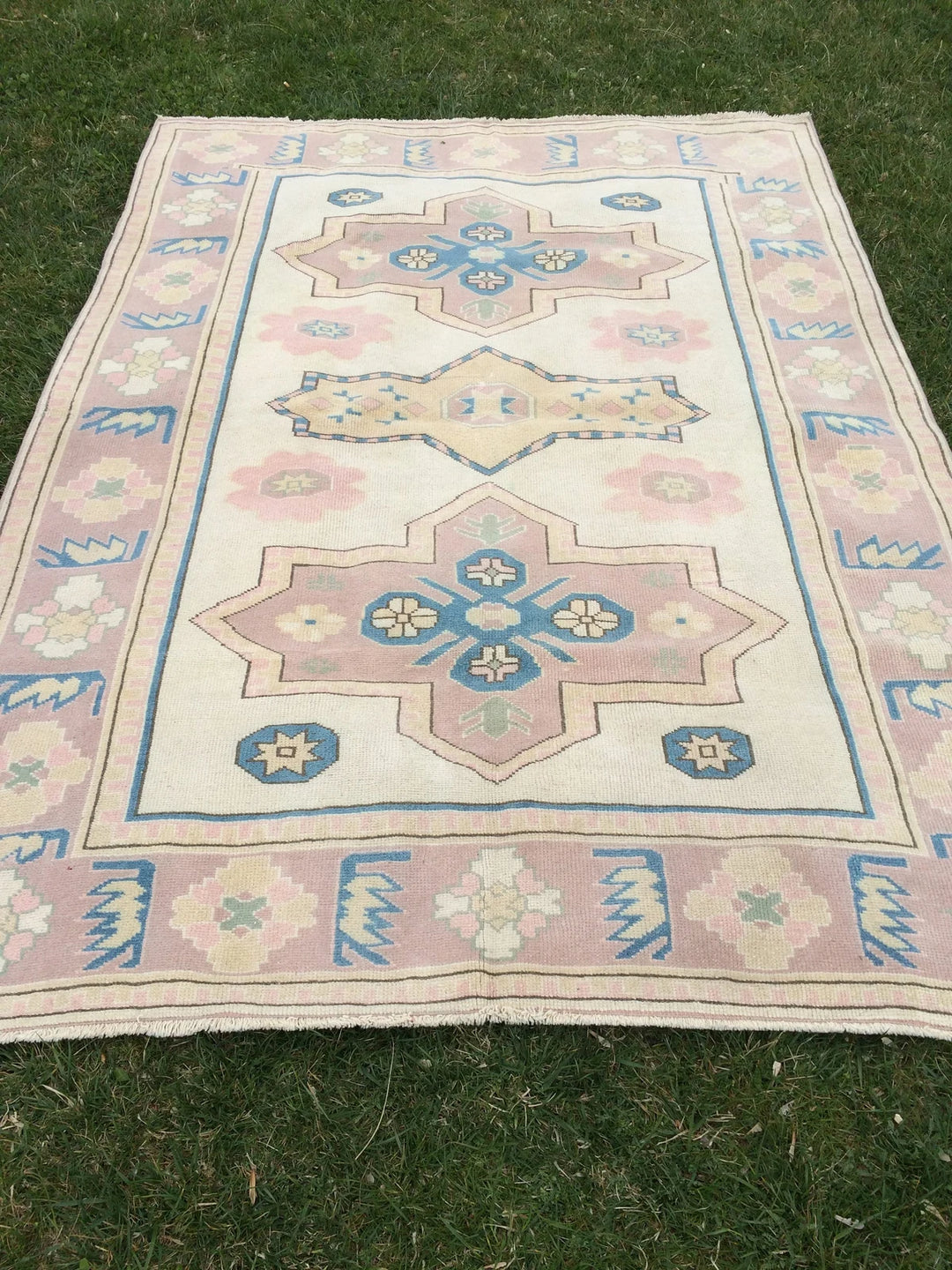 Beige Turkish Runner Rug 5' 2" x 7' 4" Hand-Knotted | No. WR80093