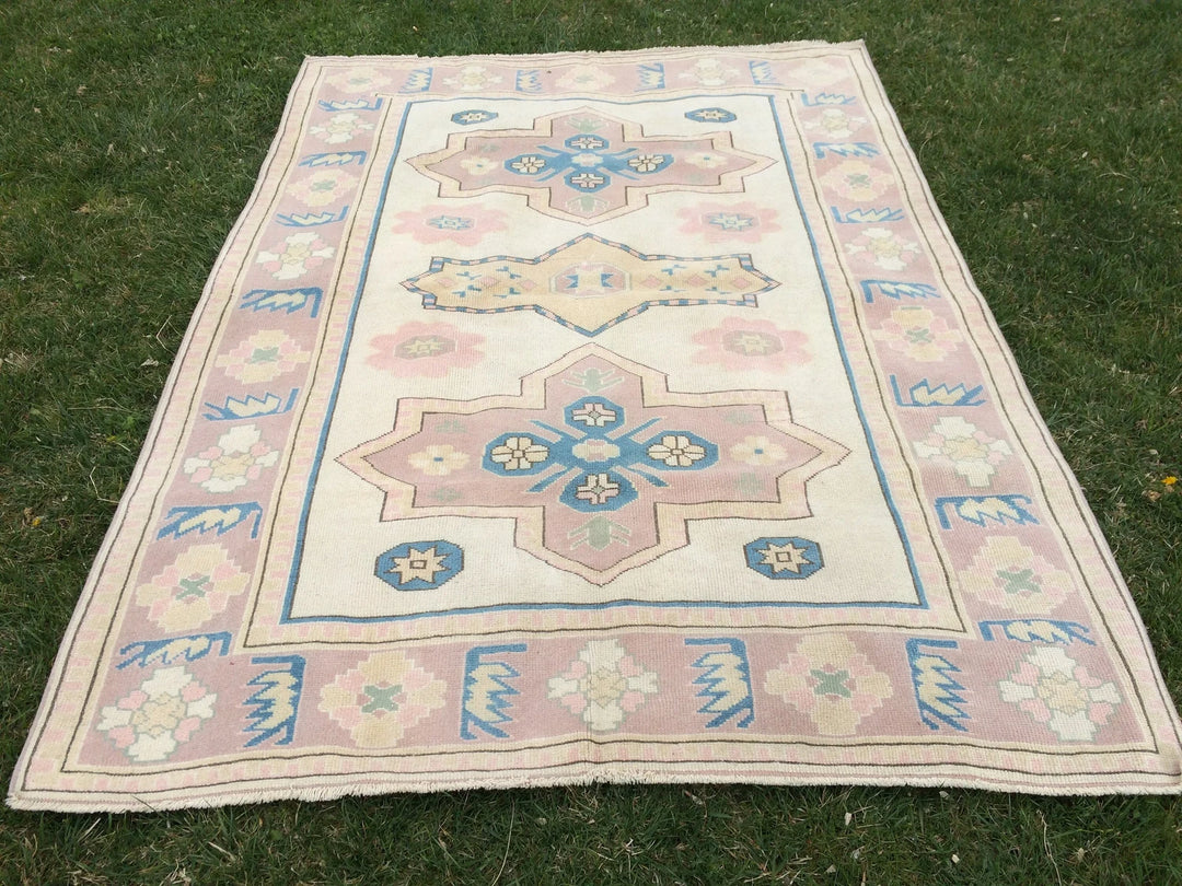 Beige Turkish Runner Rug 5' 2" x 7' 4" Hand-Knotted | No. WR80093