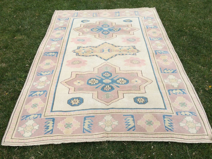 Beige Turkish Runner Rug 5' 2" x 7' 4" Hand-Knotted | No. WR80093