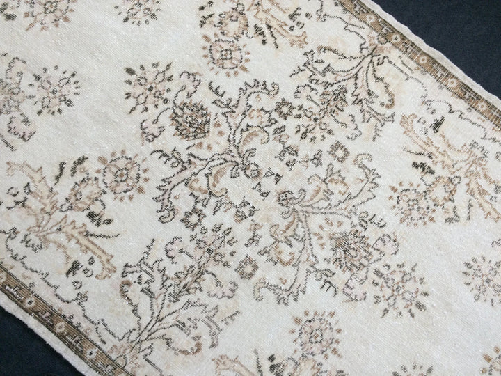Rust Turkish Runner Rug 4' x 7' Hand-Knotted | No. WR80187