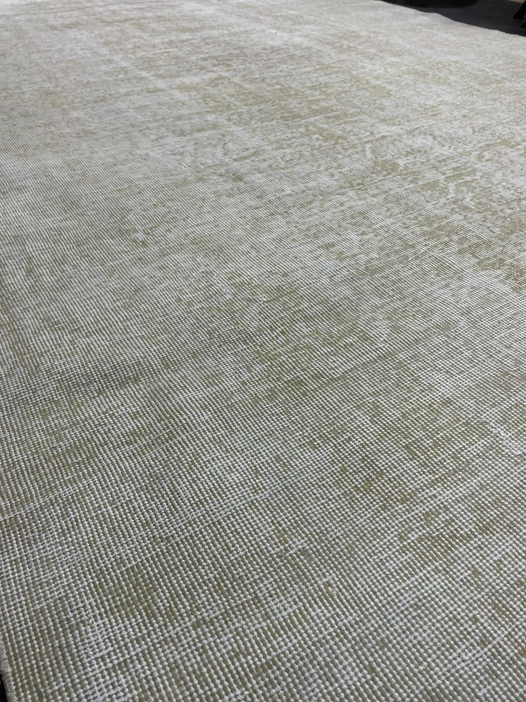 Turkish Runner Rug 6' 4" x 9' 4" Hand-Knotted | No. WR80335