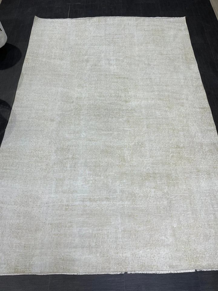 Turkish Runner Rug 6' 4" x 9' 4" Hand-Knotted | No. WR80335