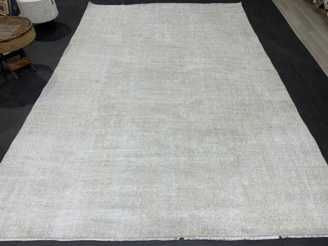Turkish Runner Rug 6' 4" x 9' 4" Hand-Knotted | No. WR80335