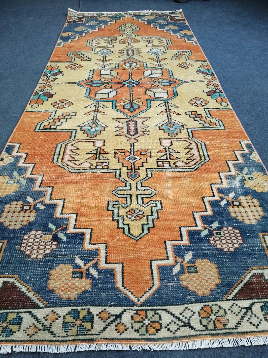Beige Turkish Runner Rug 3' 5" x 8' 2" Hand-Knotted | No. WR80681
