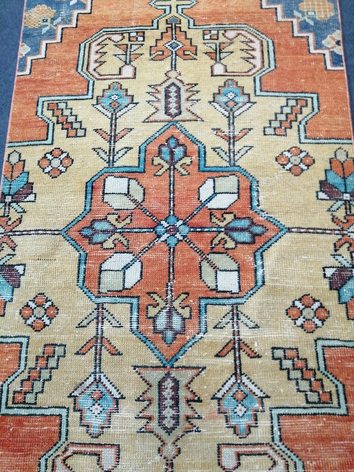 Beige Turkish Runner Rug 3' 5" x 8' 2" Hand-Knotted | No. WR80681