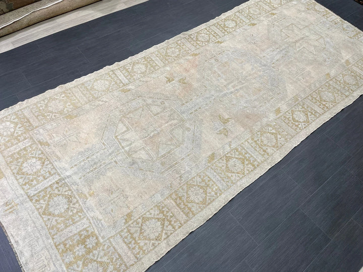 Beige Turkish Runner Rug 5' x 11' 5" Hand-Knotted | No. WR80739