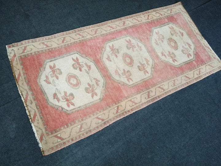 Beige Turkish Runner Rug 3' x 6' Hand-Knotted | No. WR80830