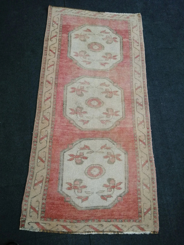 Beige Turkish Runner Rug 3' x 6' Hand-Knotted | No. WR80830