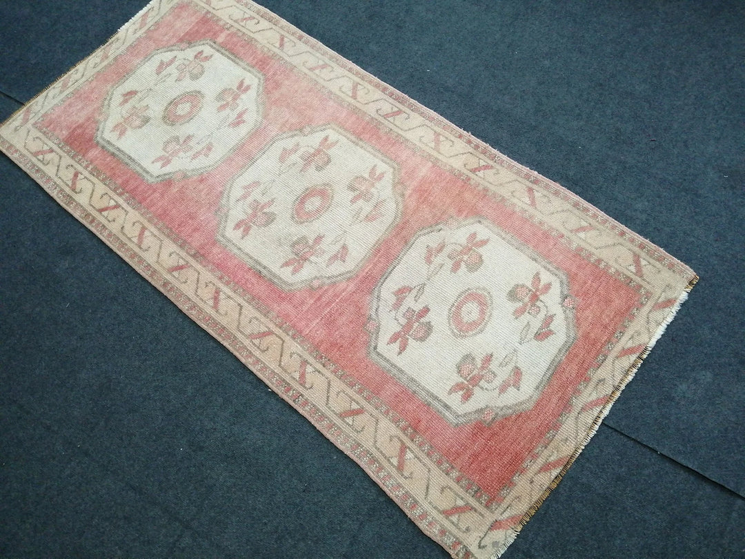 Beige Turkish Runner Rug 3' x 6' Hand-Knotted | No. WR80830