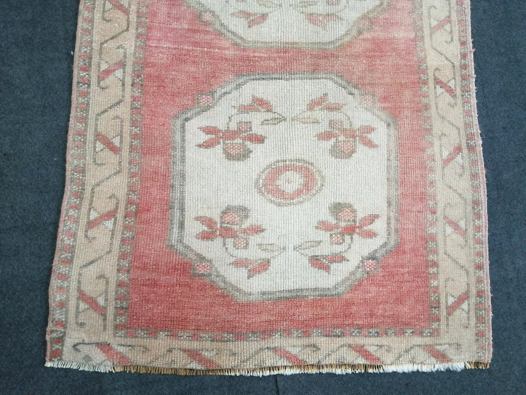 Beige Turkish Runner Rug 3' x 6' Hand-Knotted | No. WR80830