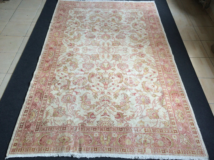 Turkish Runner Rug 5' 4" x 8' 4" Hand-Knotted | No. WR81122