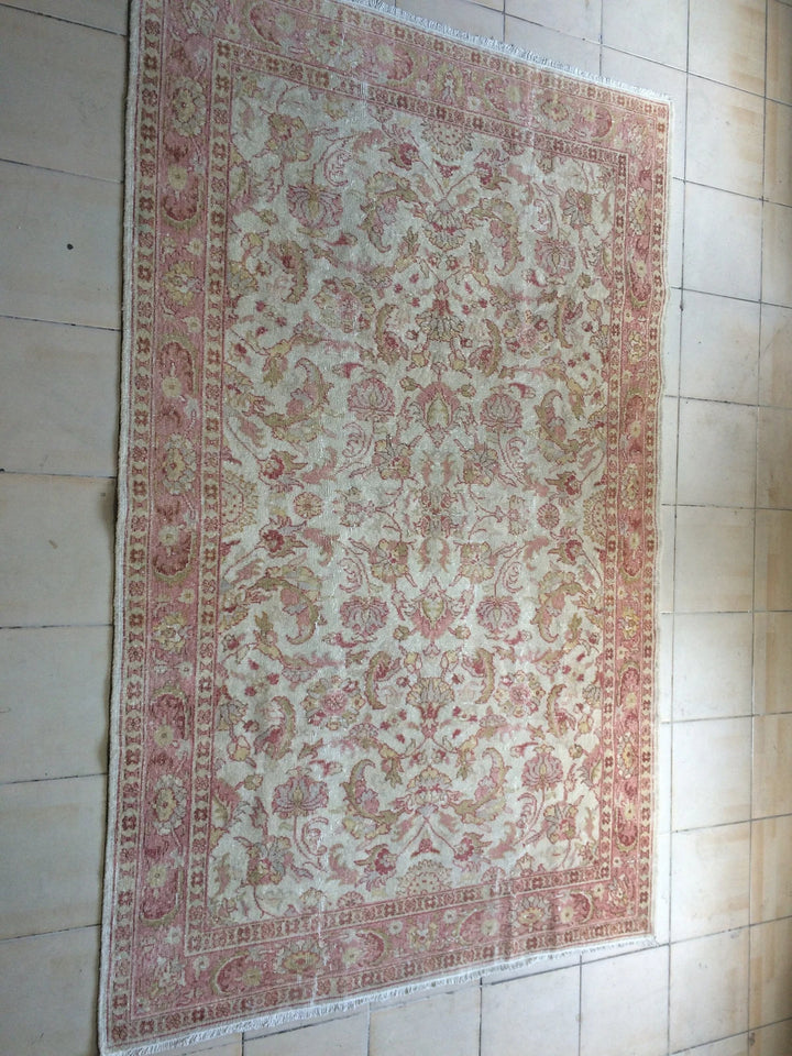 Turkish Runner Rug 5' 4" x 8' 4" Hand-Knotted | No. WR81122