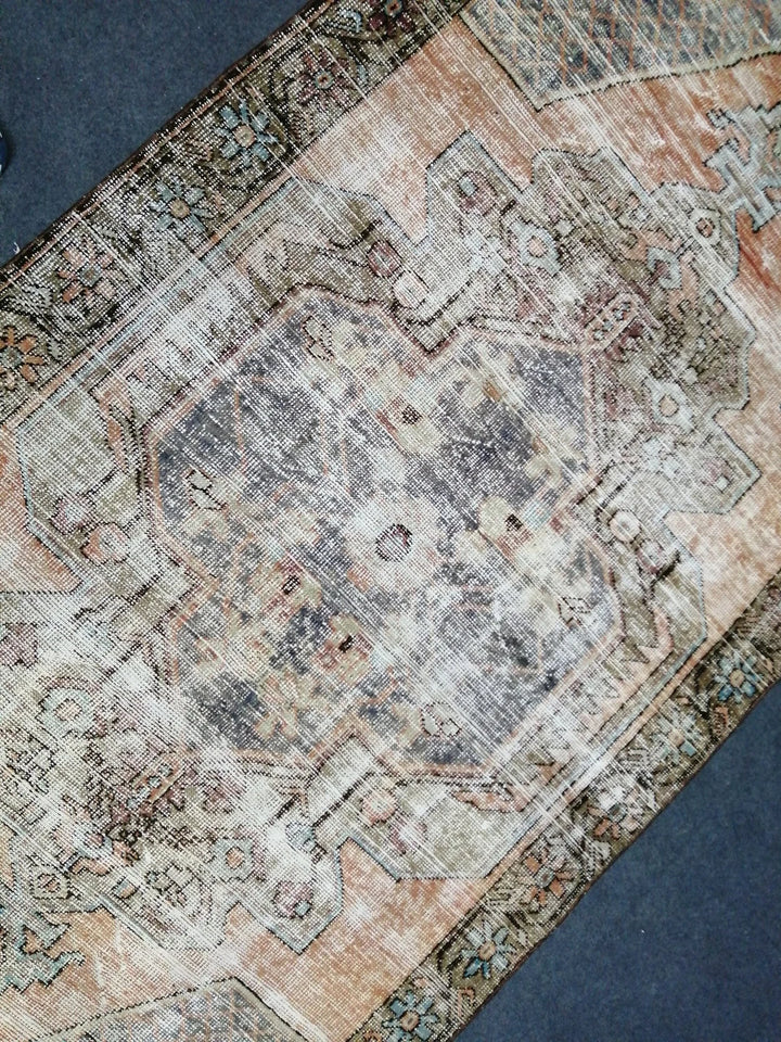 Beige Turkish Runner Rug 4' 4" x 9' Hand-Knotted | No. WR81513