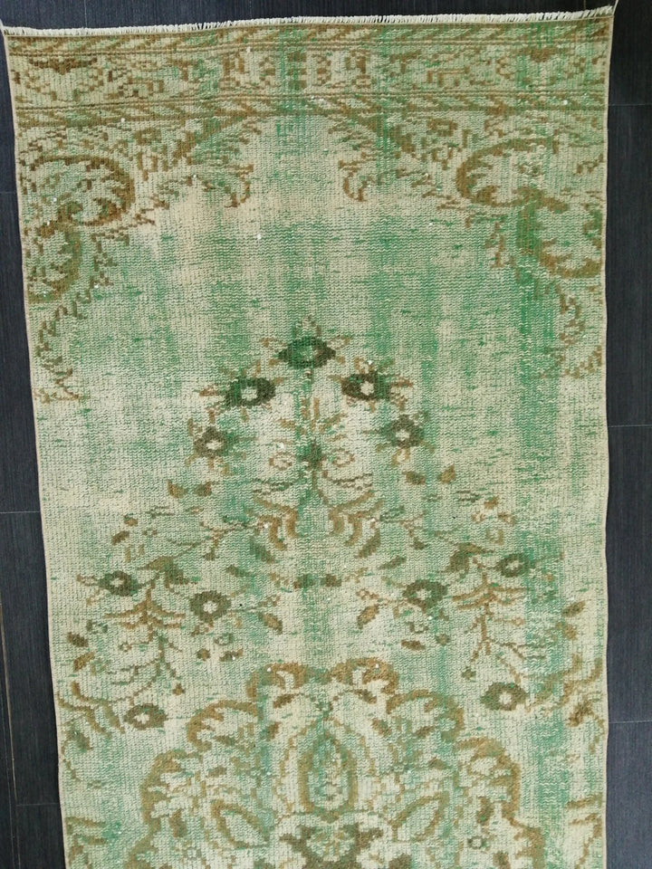 Green Turkish Runner Rug 2' 11" x 9' 3" Hand-Knotted | No. WR81901