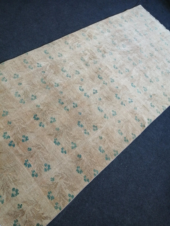 Turkish Runner Rug 4' x 8' 1" Hand-Knotted | No. WR82075