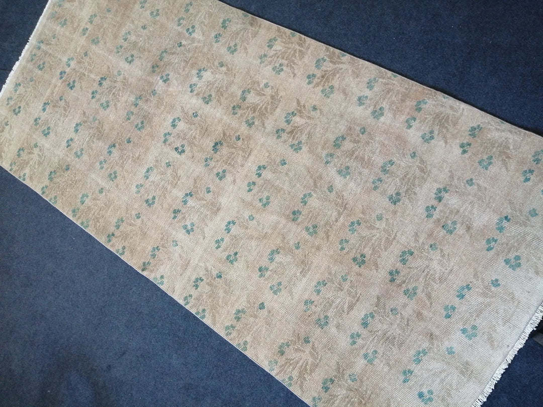 Turkish Runner Rug 4' x 8' 1" Hand-Knotted | No. WR82075