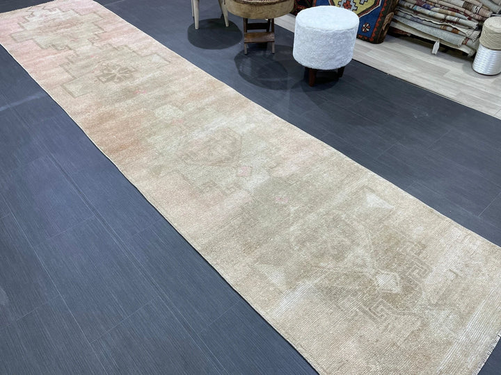 Turkish Runner Rug 2' 10" x 12' 8" Hand-Knotted | No. WR82339
