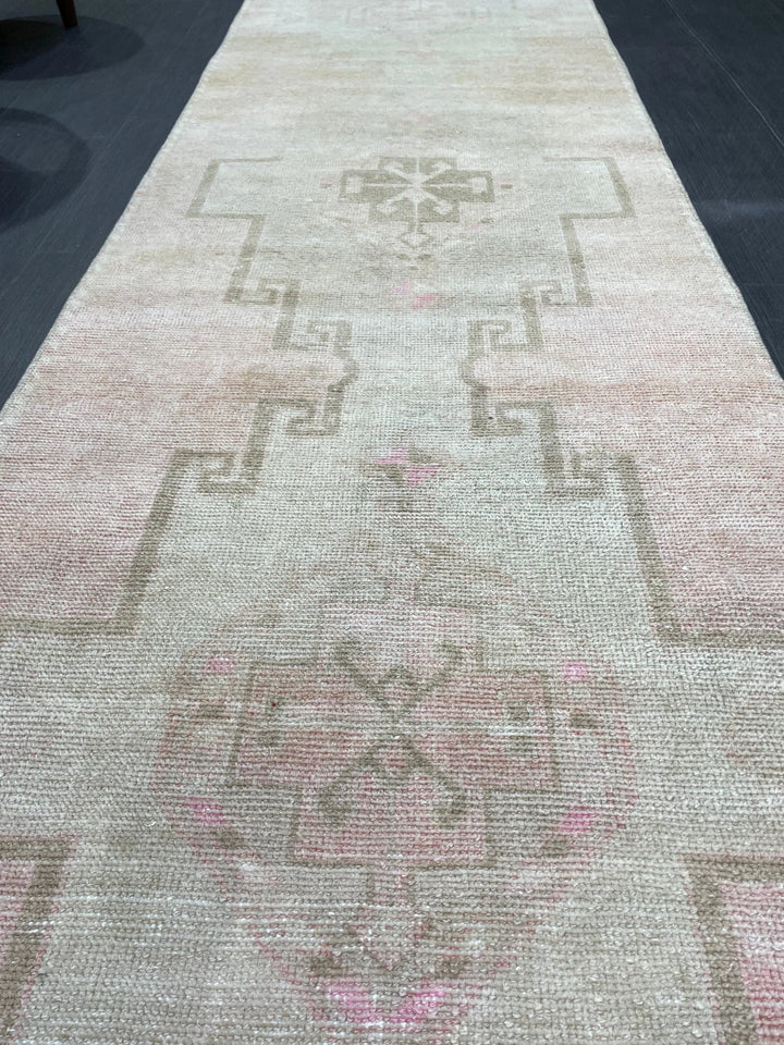 Turkish Runner Rug 2' 10" x 12' 8" Hand-Knotted | No. WR82339