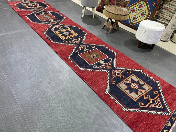 Beige Turkish Runner Rug 2' 8" x 12' 3" Hand-Knotted | No. WR82546