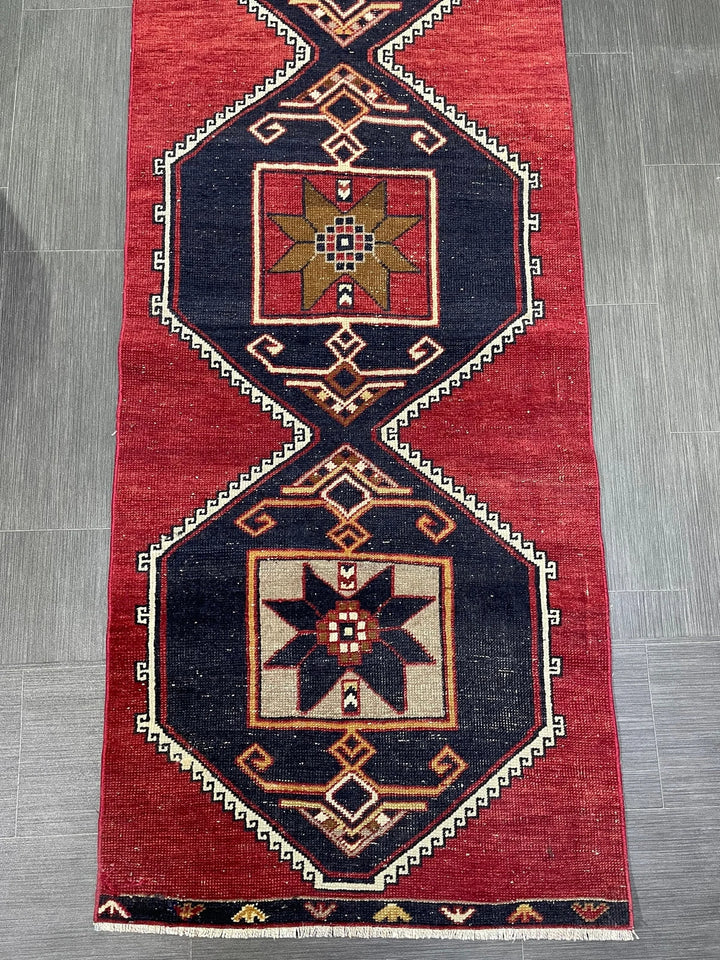 Beige Turkish Runner Rug 2' 8" x 12' 3" Hand-Knotted | No. WR82546