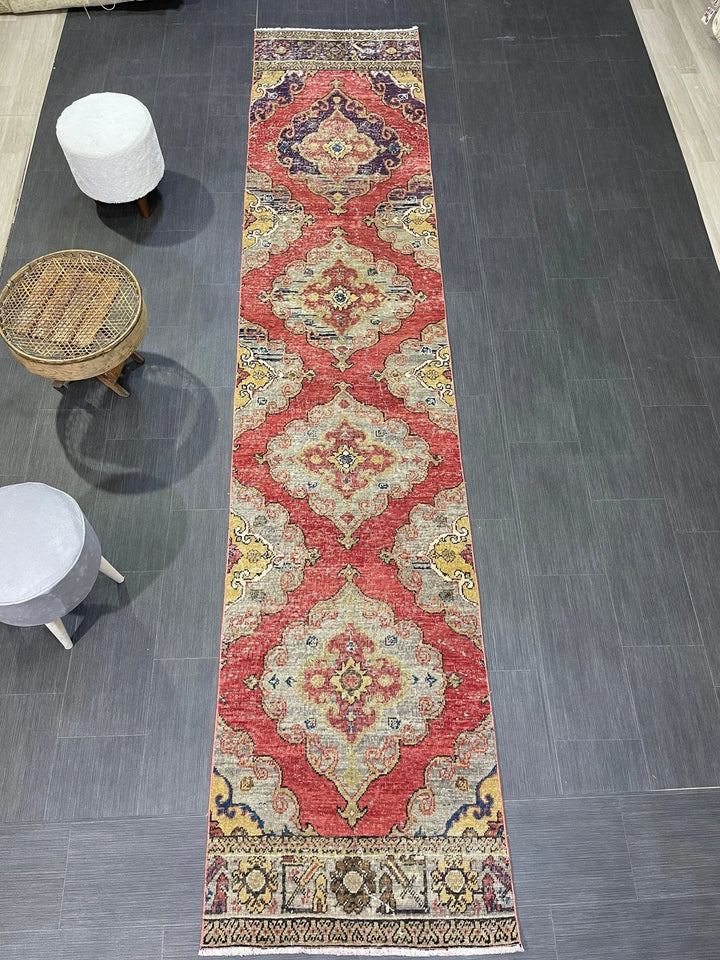 Beige Turkish Runner Rug 2' 8" x 12' 8" Hand-Knotted | No. WR82828