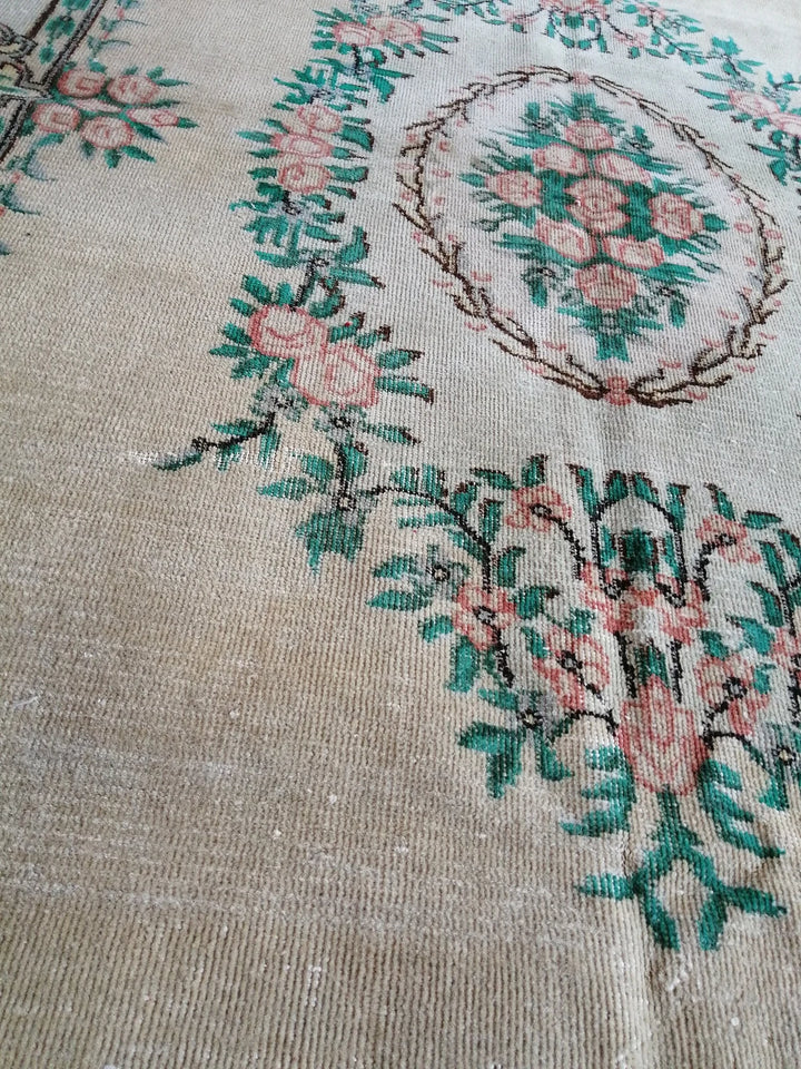 Beige Turkish Runner Rug 6' x 10' Hand-Knotted | No. WR84875