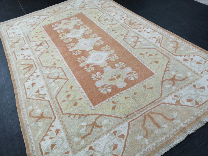 Turkish Runner Rug 5' 1" x 7' 9" Hand-Knotted | No. WR85058