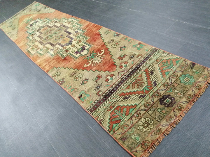 Turkish Runner Rug 2' 5" x 9' 5" Hand-Knotted | No. WR85818