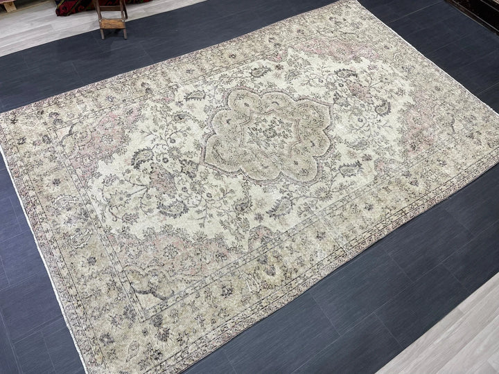 Beige Turkish Runner Rug 6' 3" x 9' 9" Hand-Knotted | No. WR85926