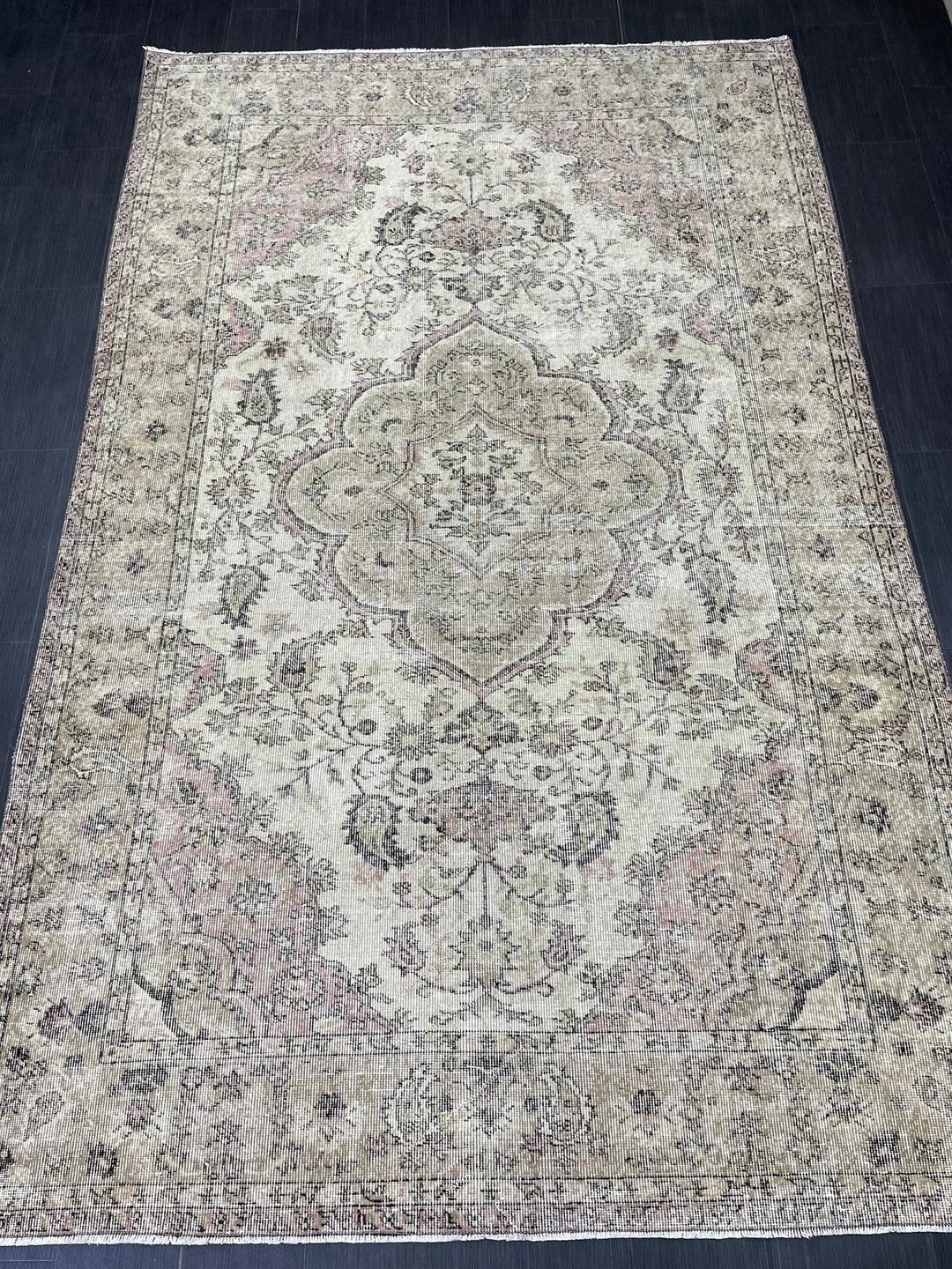 Beige Turkish Runner Rug 6' 3" x 9' 9" Hand-Knotted | No. WR85926