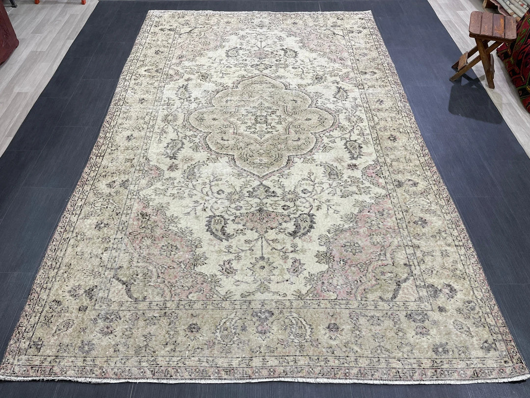 Beige Turkish Runner Rug 6' 3" x 9' 9" Hand-Knotted | No. WR85926