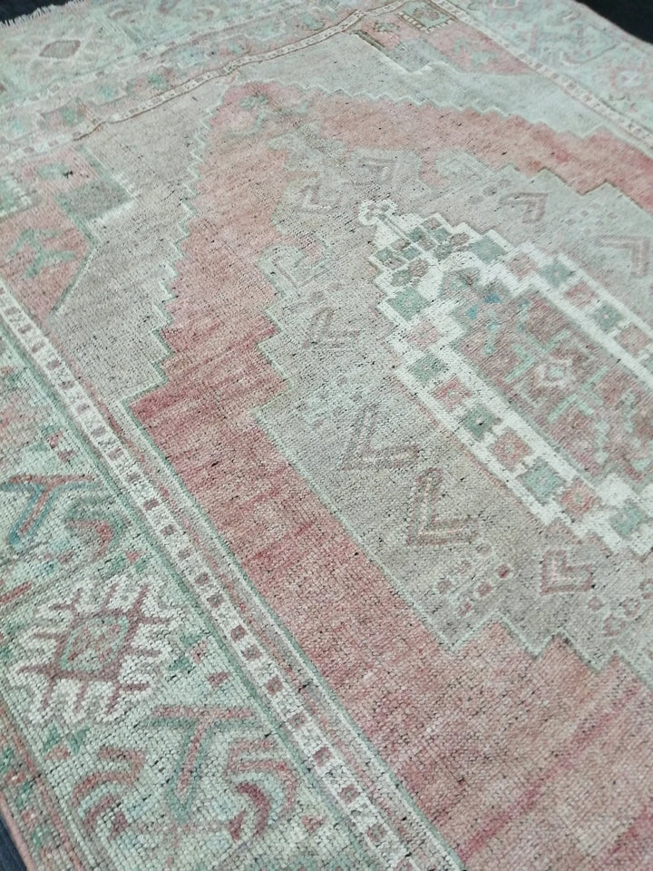 Beige Turkish Runner Rug 4' 9" x 10' 4" Hand-Knotted | No. WR86275